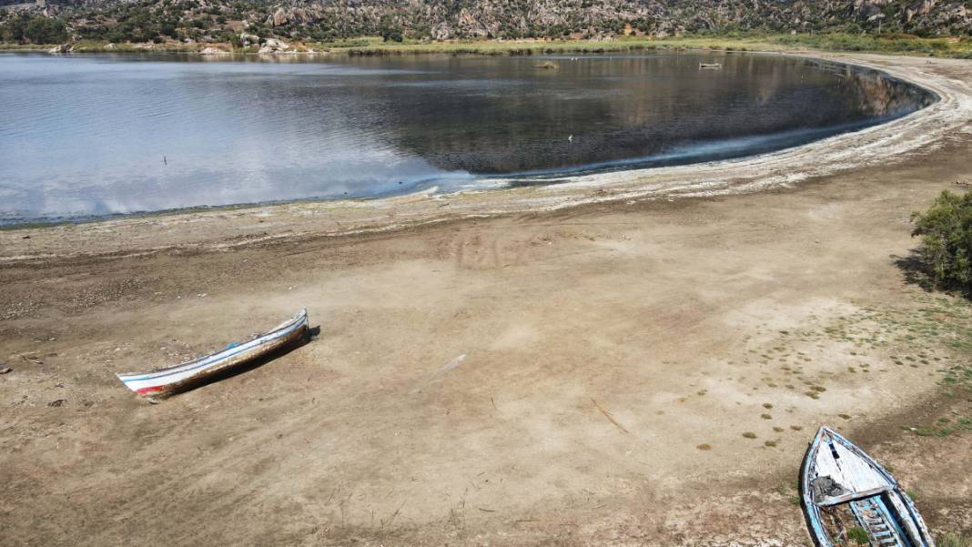 Bafa Gölü alarm veriyor! Sular 20 metre çekildi 6